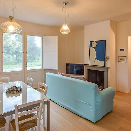 2 Bedroom In * Orentano